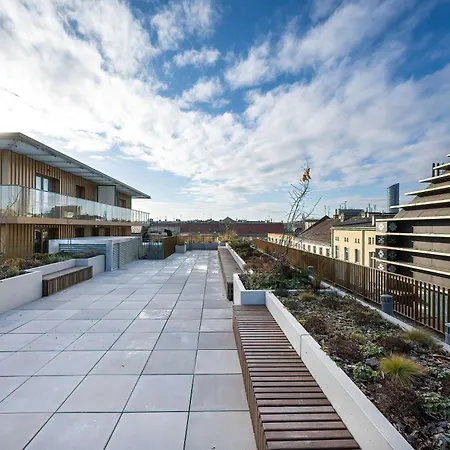 Apartmán Stylish With Balcony & Parking In The Old Town Of By Renters Vratislav