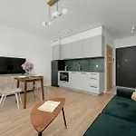 Apartment Stylish With Balcony & Parking In The Old Town Of By Renters *