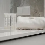 Apartment Stylish With Balcony & Parking In The Old Town Of By Renters